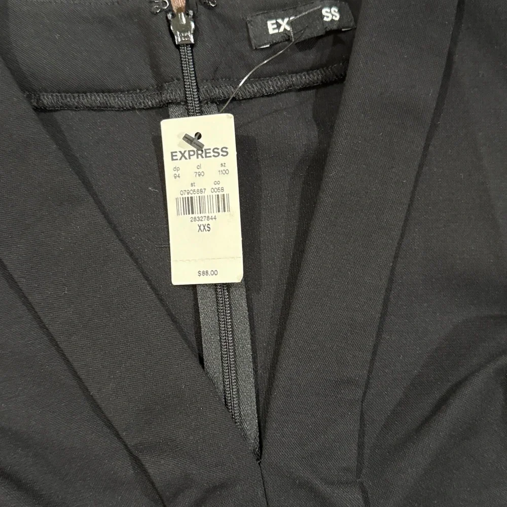 NWT express black long sleeve romper XXS - Picture 2 of 4